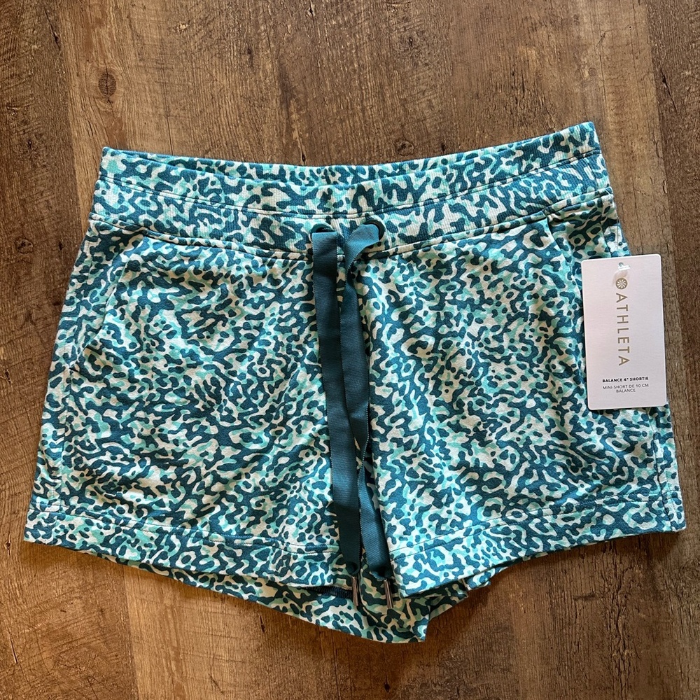 Athleta Women's Balance 4” Shortie